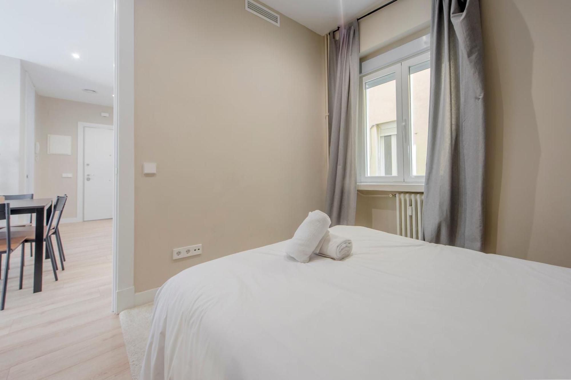 Downtown Apt Para 7Pax La Latina,Centro De Madrid Exterior photo